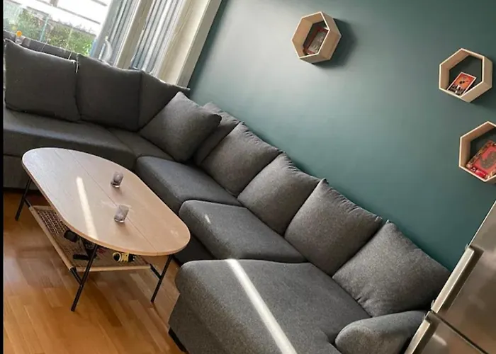 Sentral Til Utleie Leilighet *